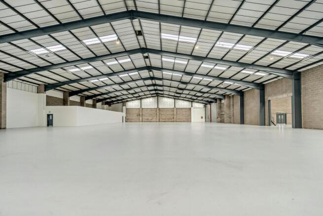 8668603interior28800.jpg