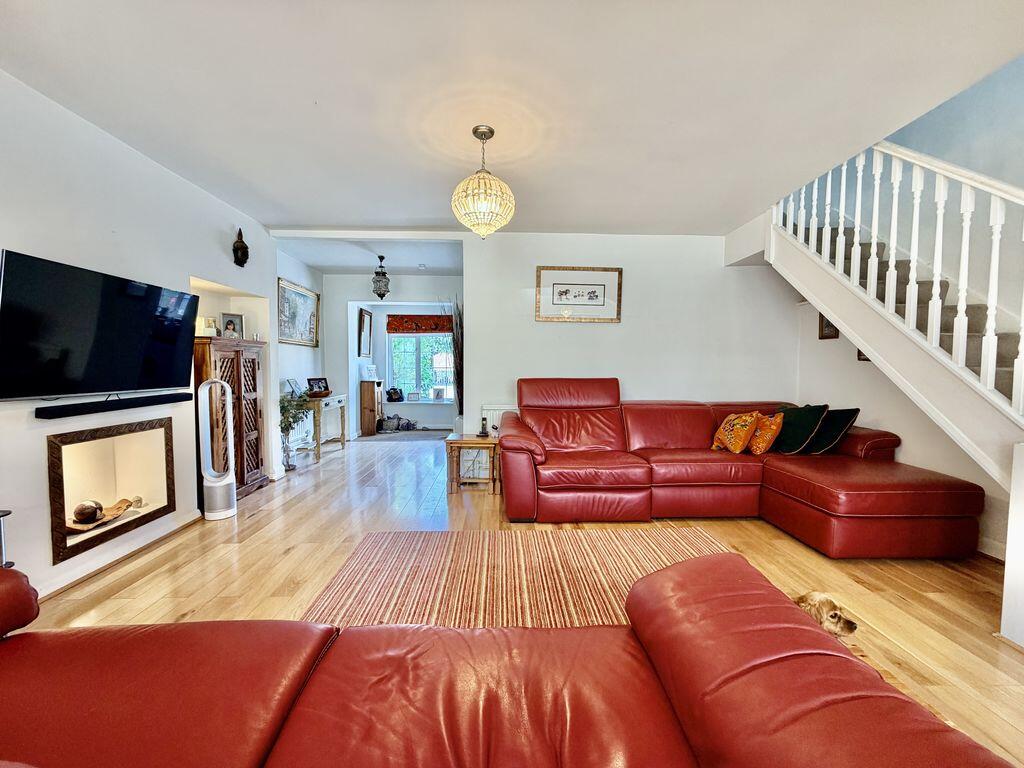 House in Hemel Hempstead, Wooburn - View 5