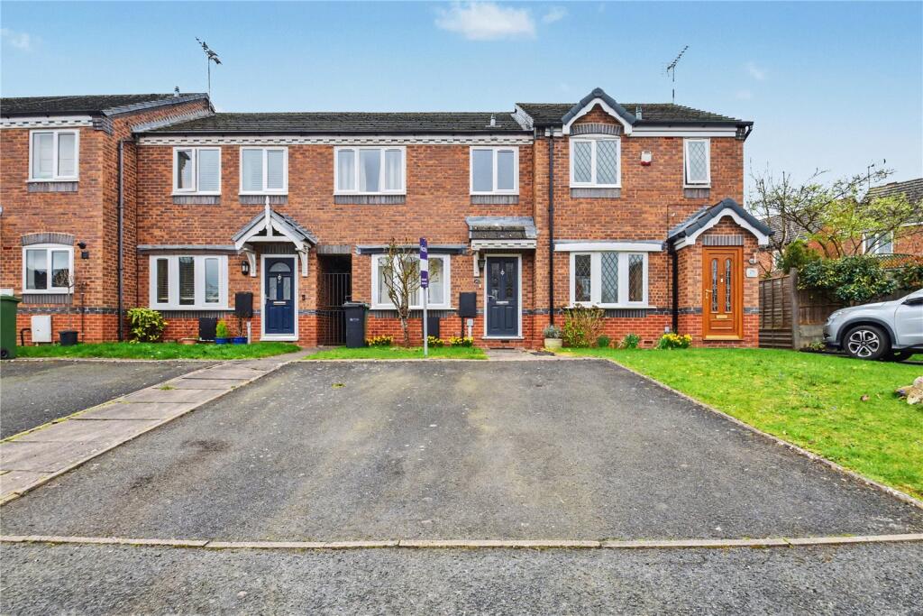 Main image of property: Bamburgh Crescent, Warndon Villages, Worcester, WR4