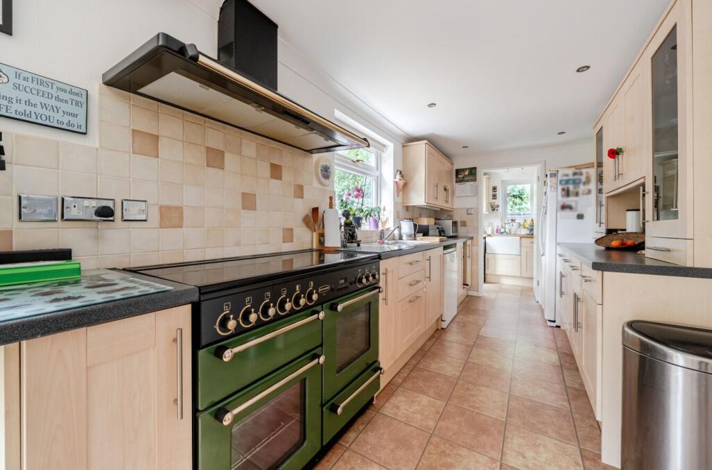 House in Southampton - View 5