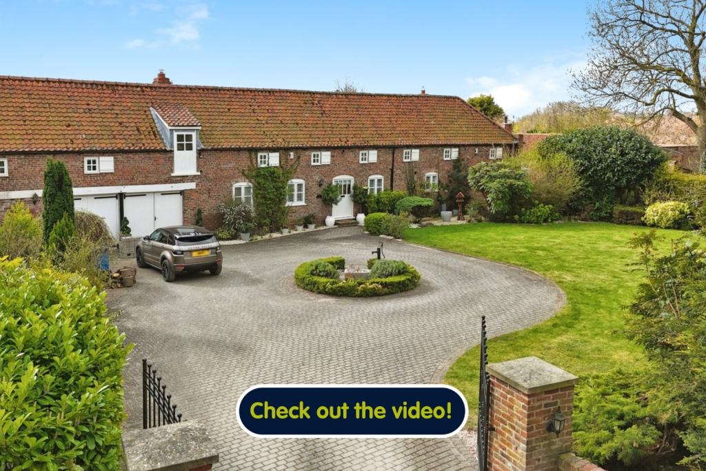4-bed house on The Stables, Camerton Hall Lane, Camerton, Hull,  HU12 9NP, £585,000