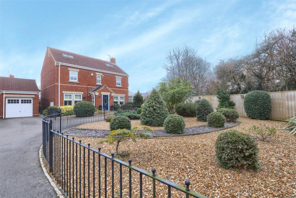 5-bed detached on The Hastings, Normanby, £400,000