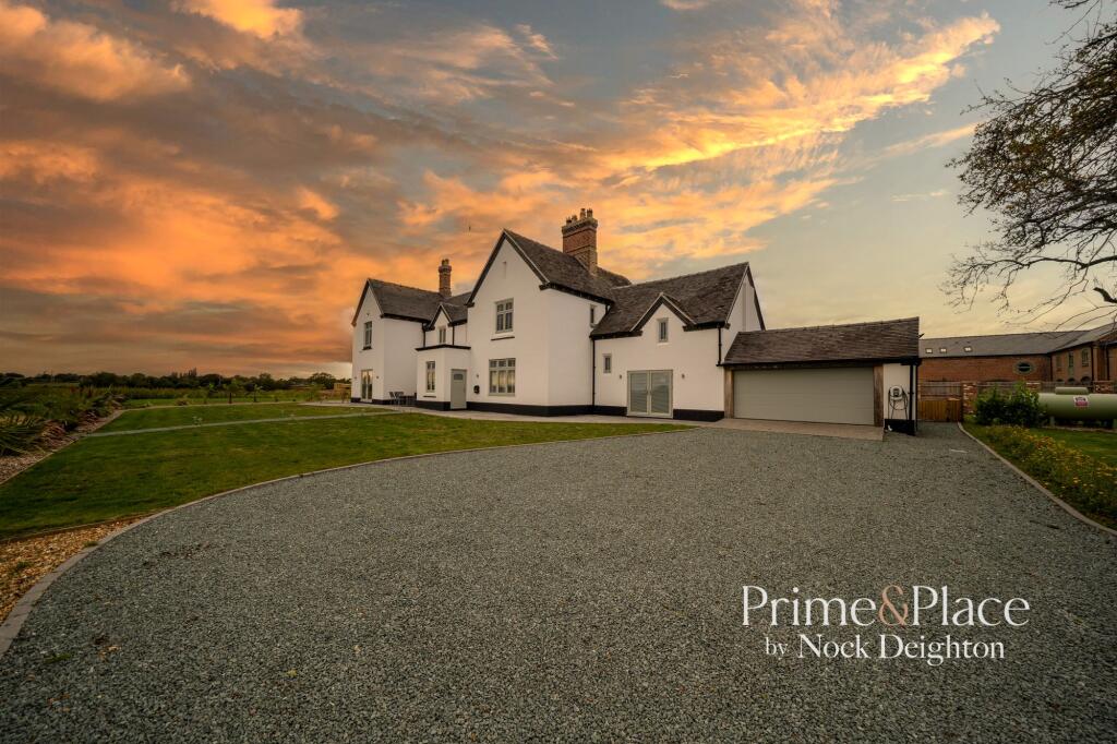 Main image of property: Meadow View Manor Lighteach Road Prees Whitchurch Shropshire SY13 2DR
