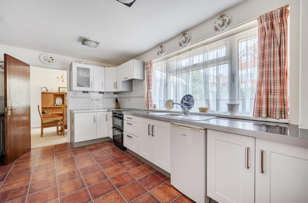 House in Tonbridge - View 5