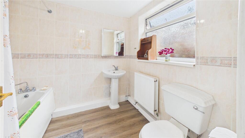 House in Middlesbrough, Gresham, Ayresome - More