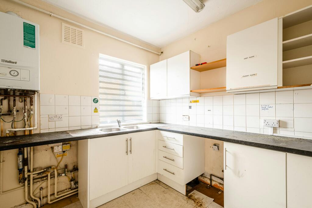 Hackney Grove Low Res 39.jpg