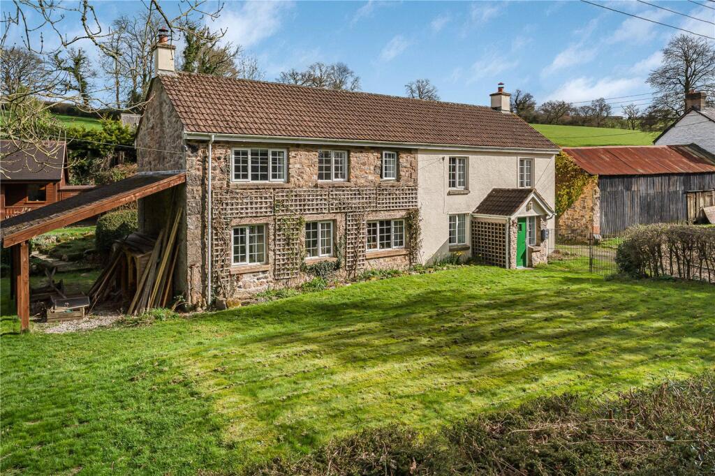 Main image of property: Taw Green, Okehampton