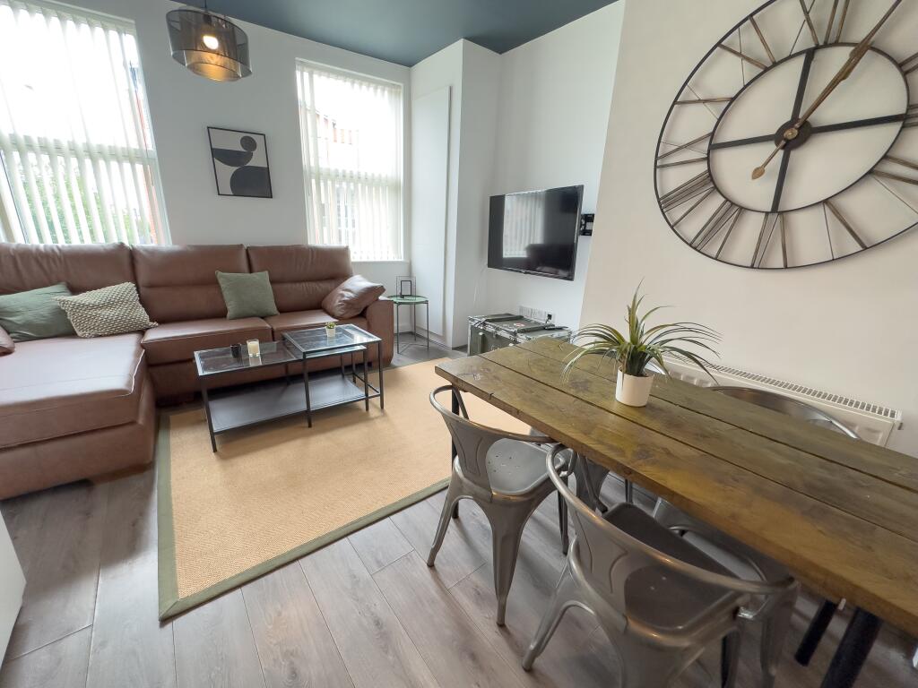 1 bedroom house share for rent