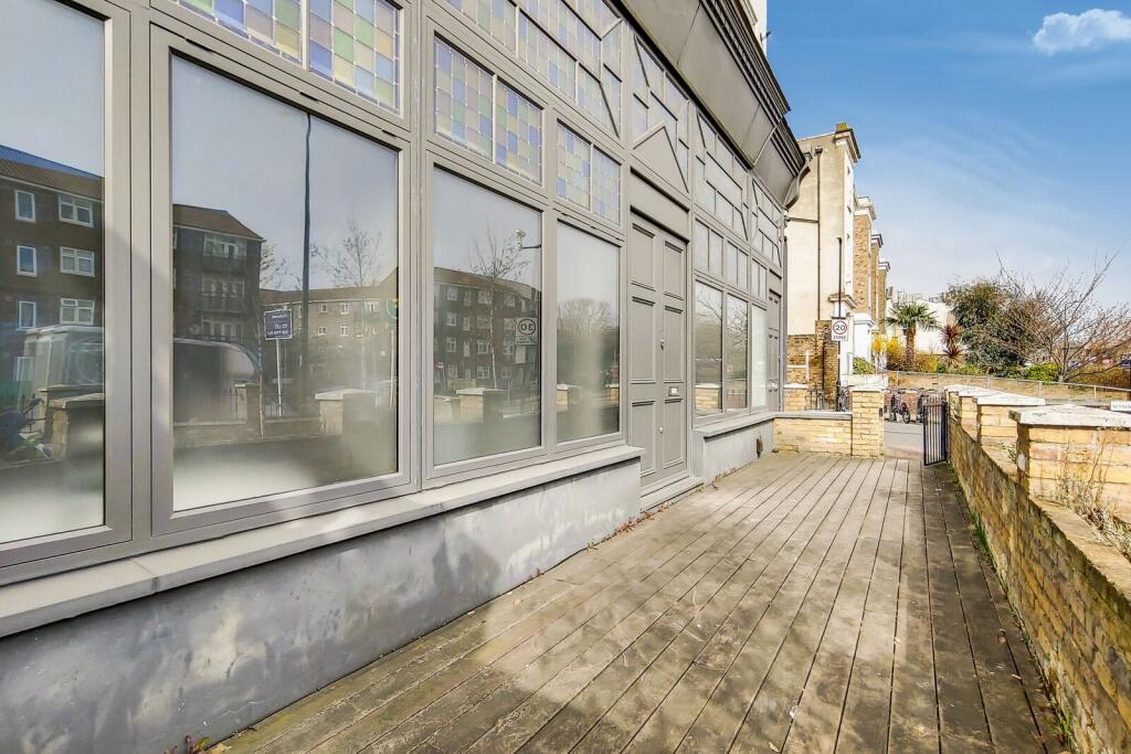 Apartment in London - View 2
