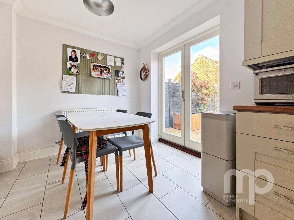 Heron Rise, Wymondham, NR18 photo 4