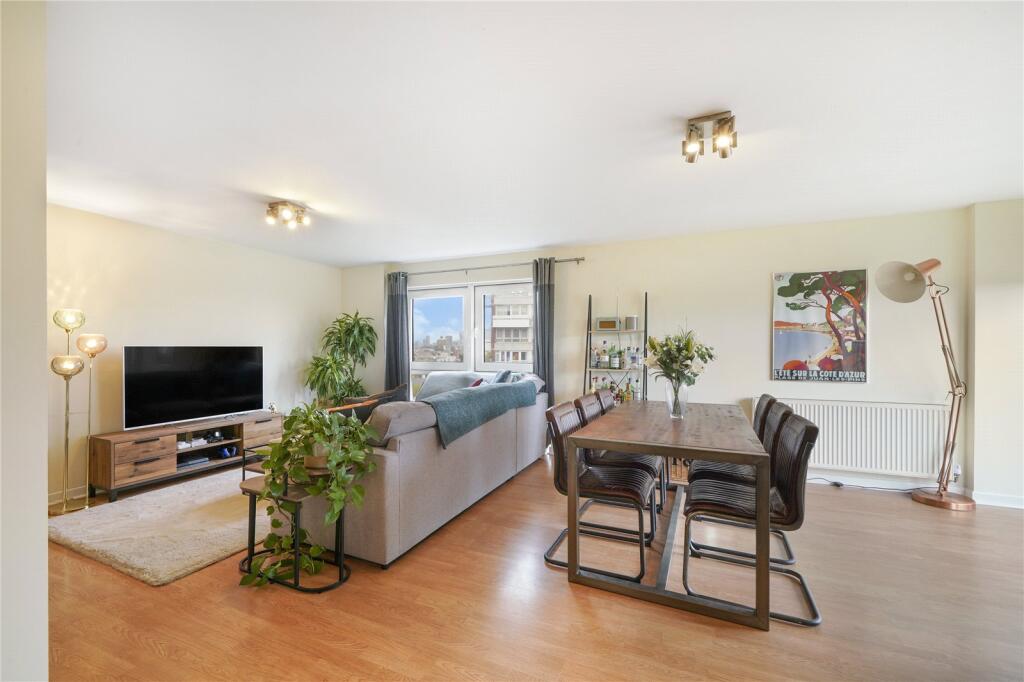 Main image of property: Commercial Road, London, E14