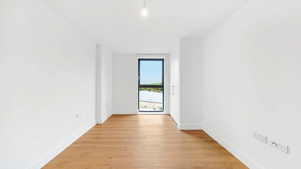 Apartment in Maidenhead, North Town - More