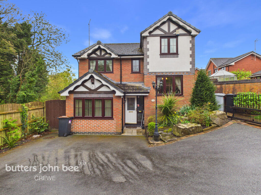 Main image of property: Lyncroft Close, Crewe