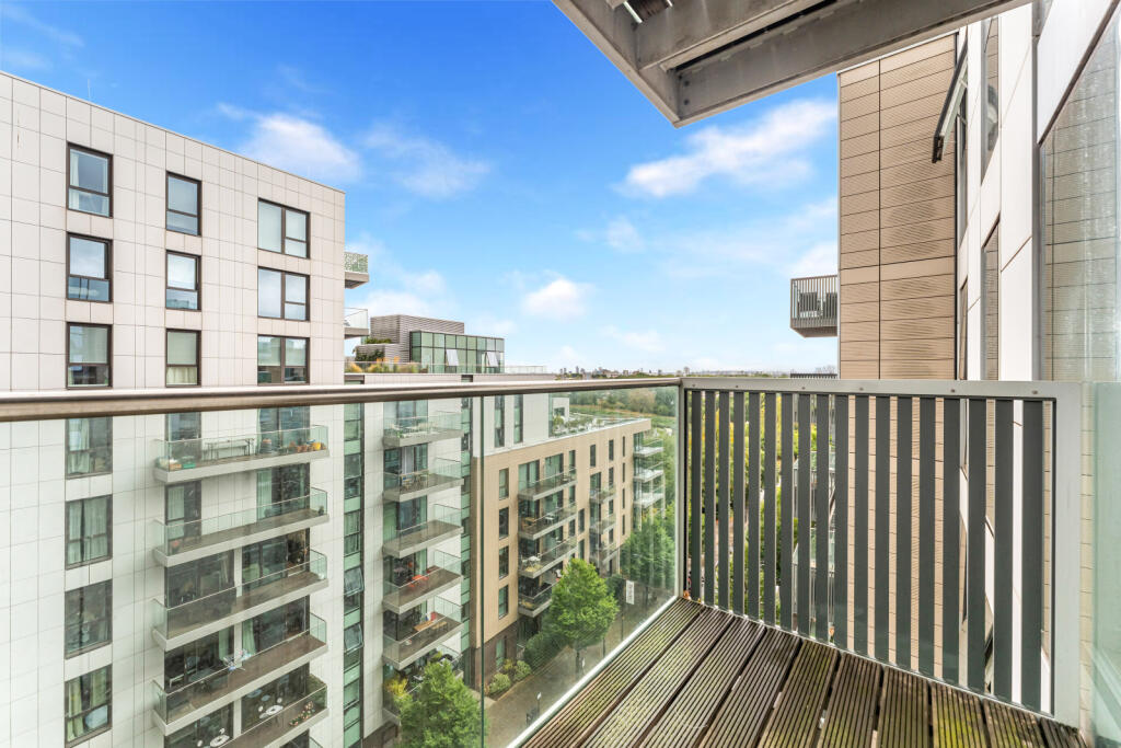 Apartment in London - View 2