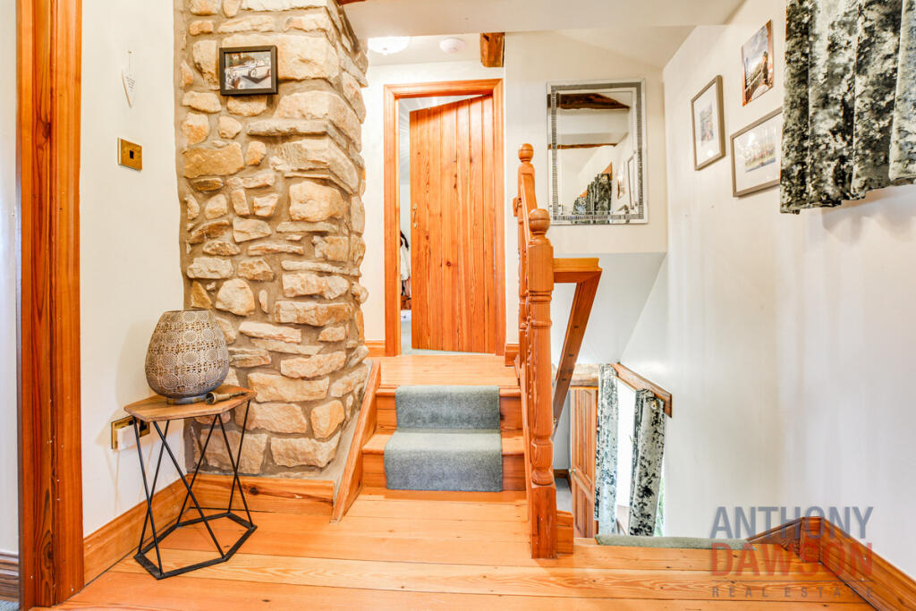 Additional image 10 of One Tree, Barley, BB9