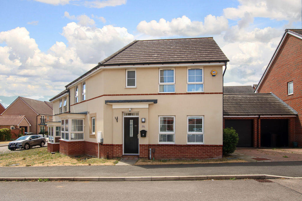 Main image of property: Burgundy Drive, Hemel Hempstead