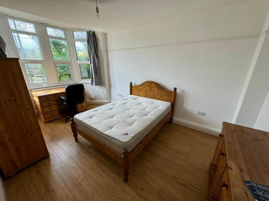 2 bedroom ground floor flat for rent