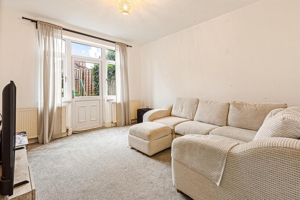 Kingsway Road, Leicester - View 6