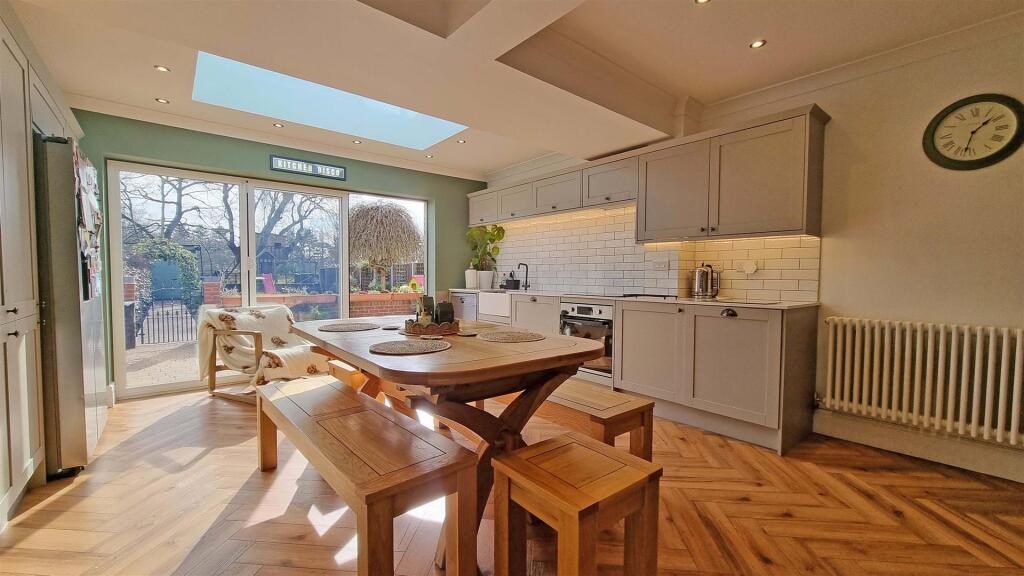 Additional image 17 of Silver Street, Wythall