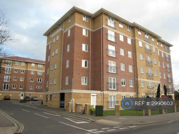 Main image of property: Farnborough Road, Hampshire, GU14