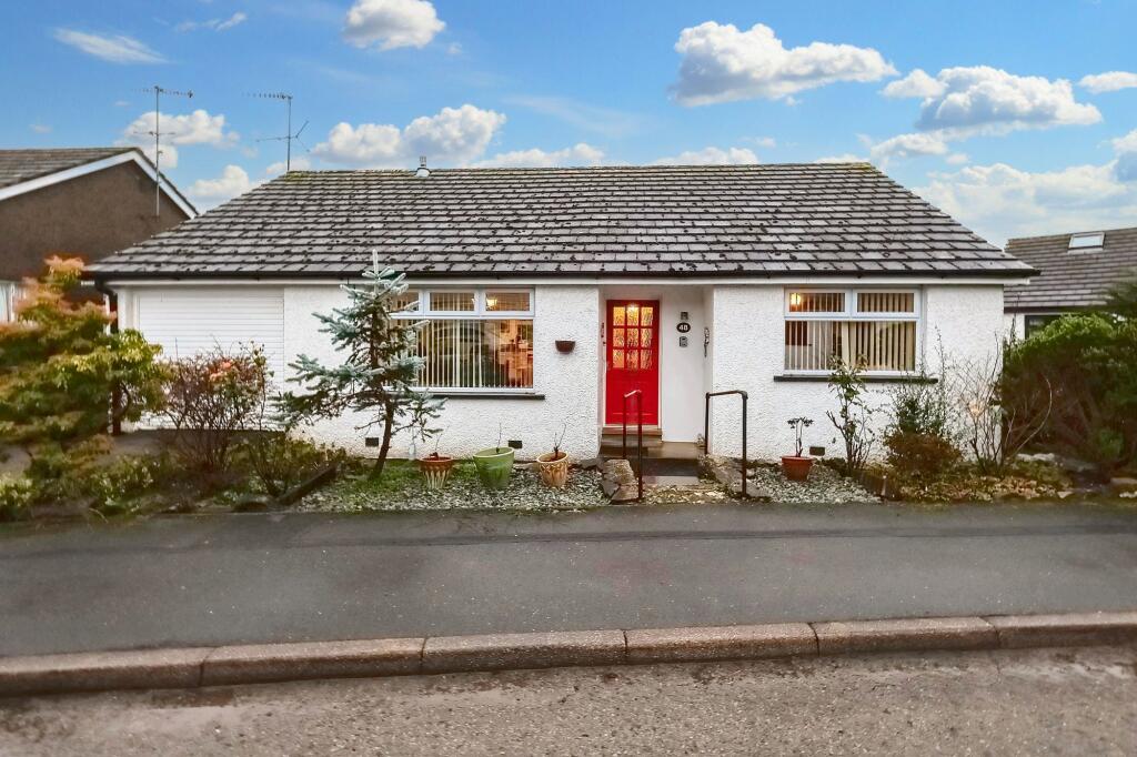 Main image of property: 48 Seedfield, Staveley