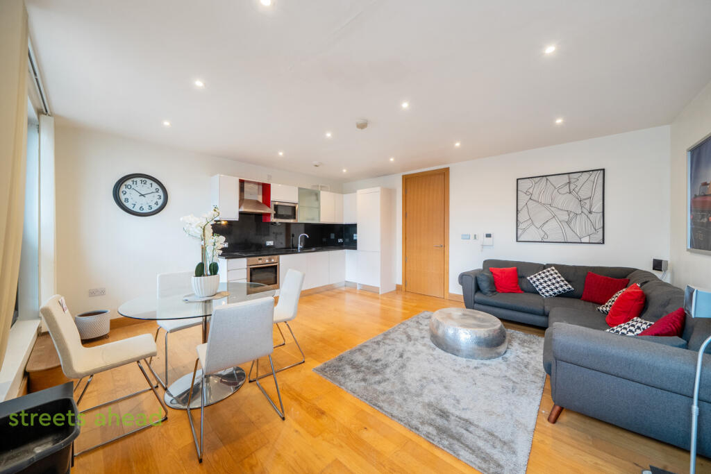 Main image of property: Scarbrook Road, Croydon, CR0