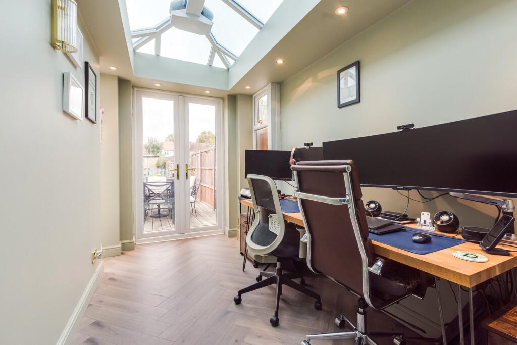 House in Sidcup, Penhill, Blackfen - View 5