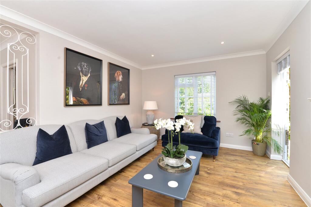 House in Lymington - View 4