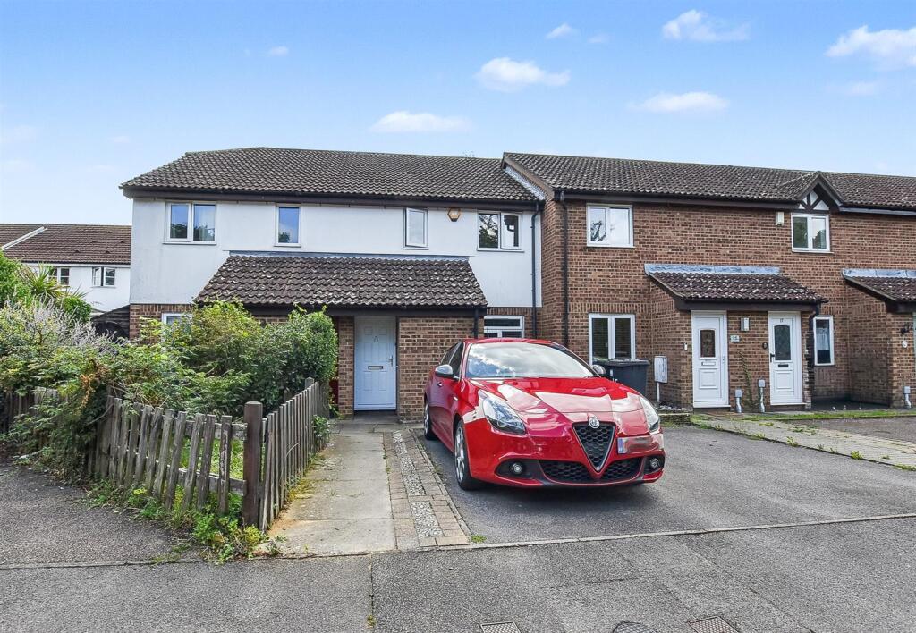 1-bed flat on Hawkes Road, Eccles, £180,000