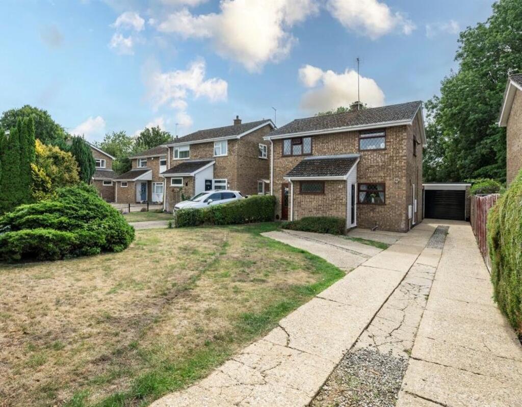 Main image of property: Long Plough, Aston Clinton, HP22