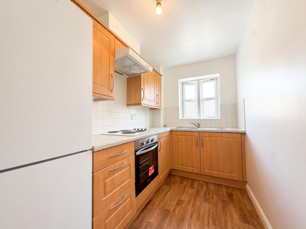 Apartment in Slough, Langley - View 3