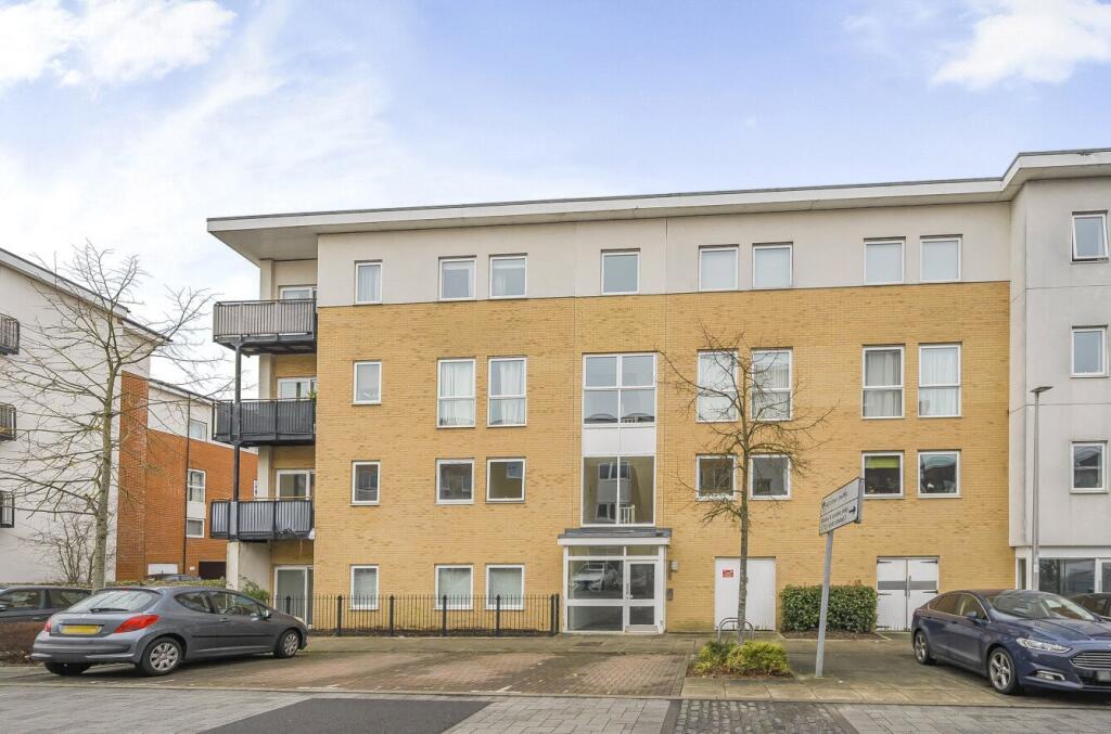 Main image of property: Drake Way, Reading, Berkshire
