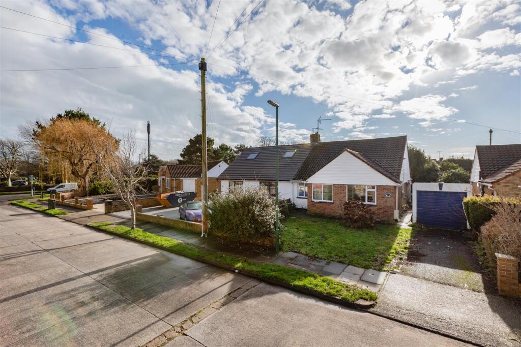 Main image of property: Oakcroft Gardens, Littlehampton