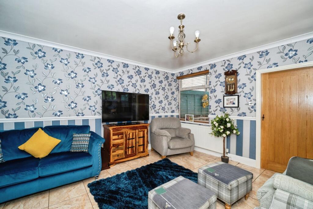 House in Doncaster - View 2