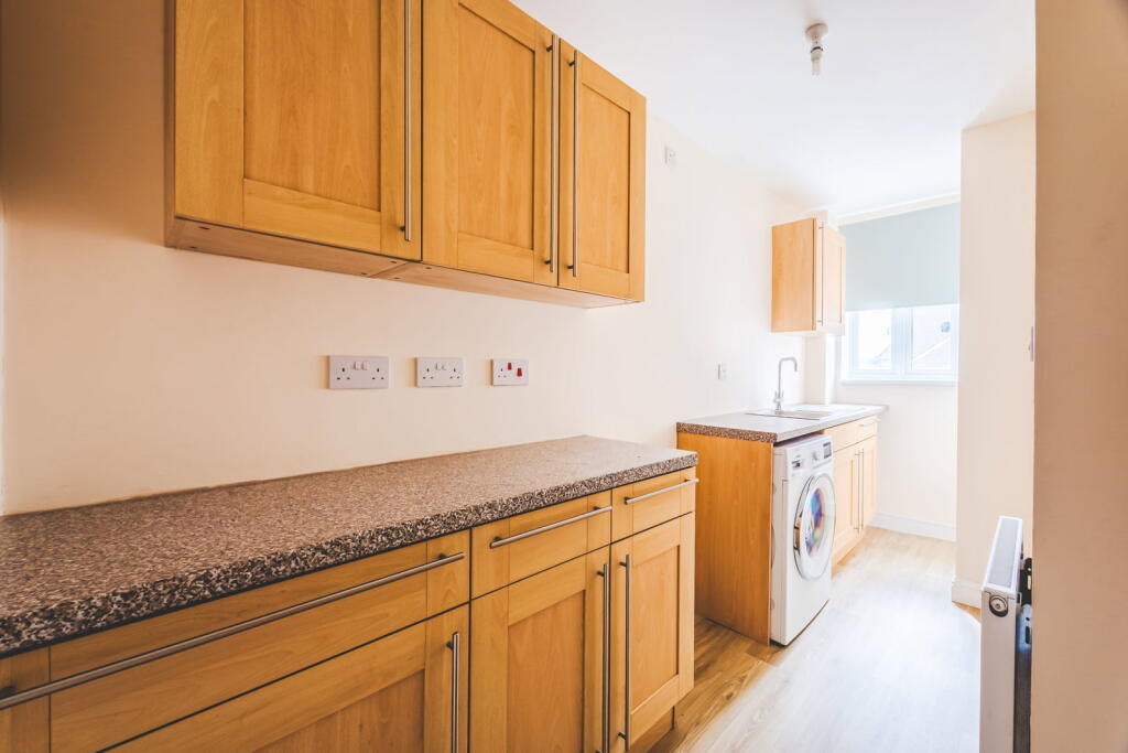 House in Swindon, Central Swindon North - View 4