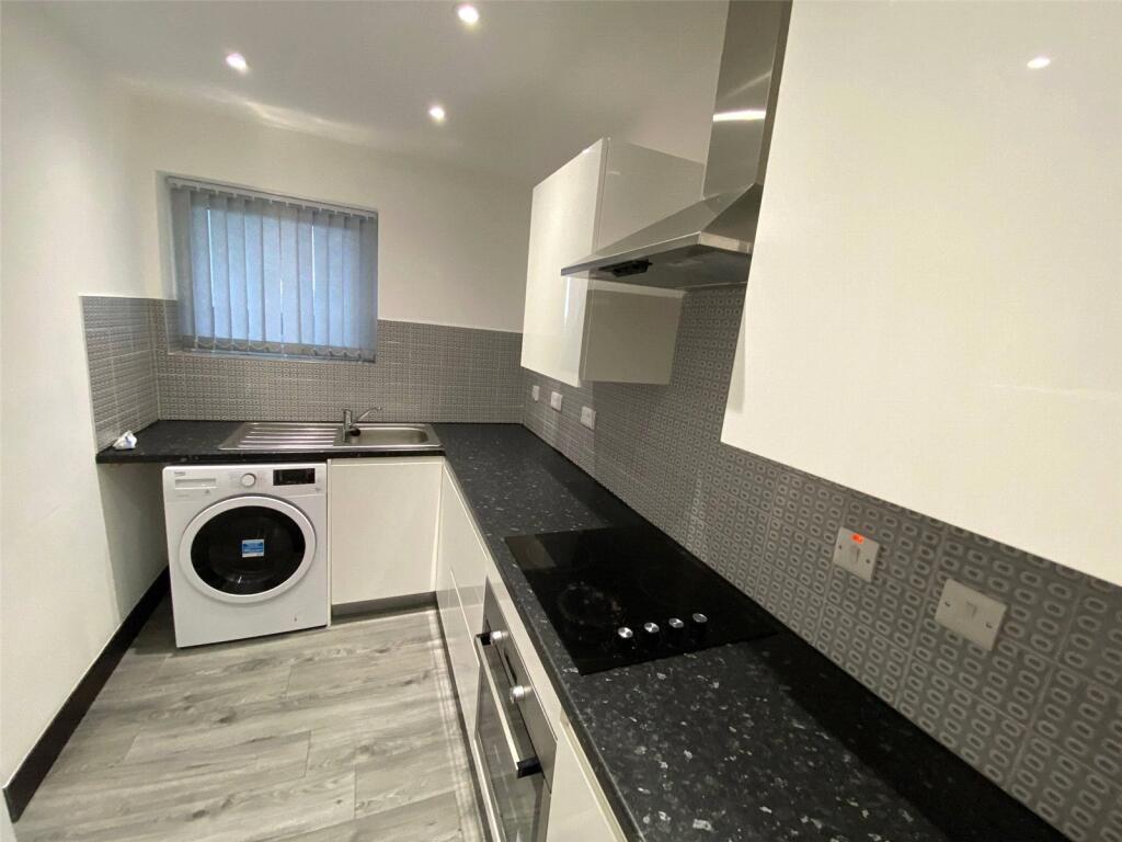 Apartment in Manchester, Curry Mile, Rusholme - More