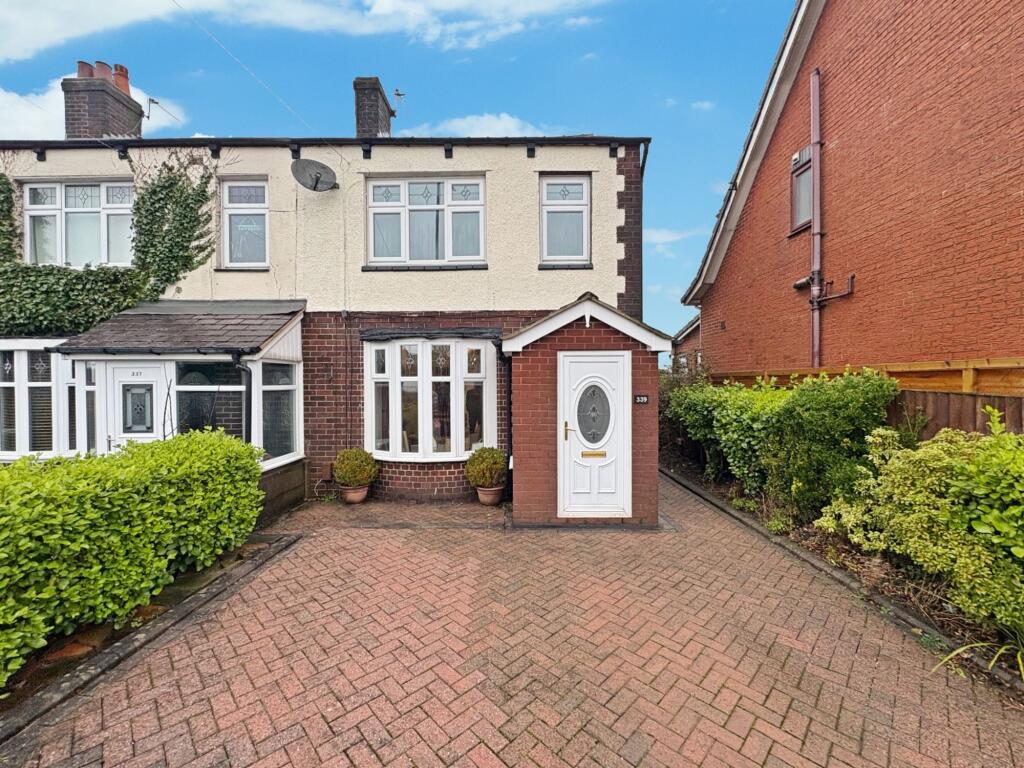 Main image of property: Bolton Road, Westhoughton, BL5