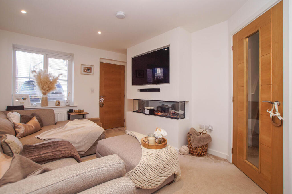 House in Penrith, Carleton Heights, Carleton - View 4