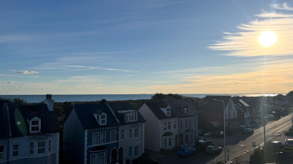 House in Canterbury - View 3