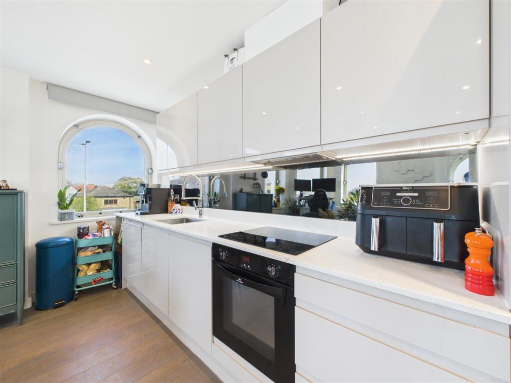 Main image of property: Hodgson House, Chelmsford