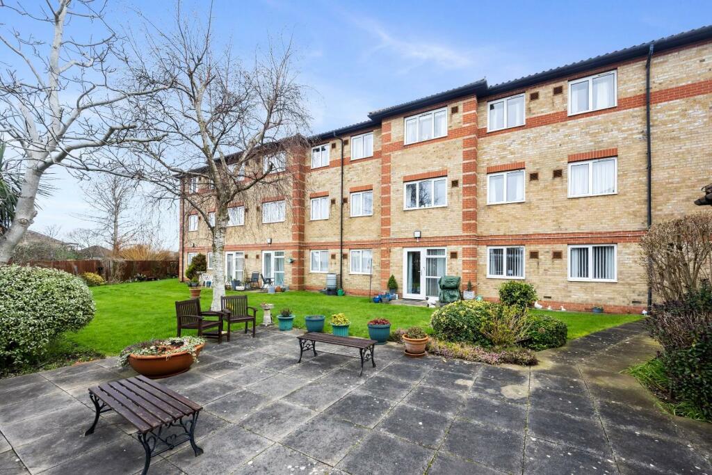 Apartment in Adur, Lancing