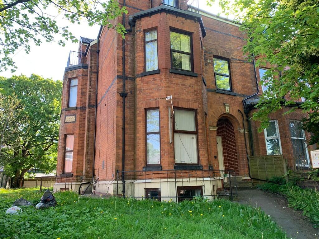 Main image of property: Flat 6, 21 Rectory Road, Manchester, Greater Manchester, M8 5EA
