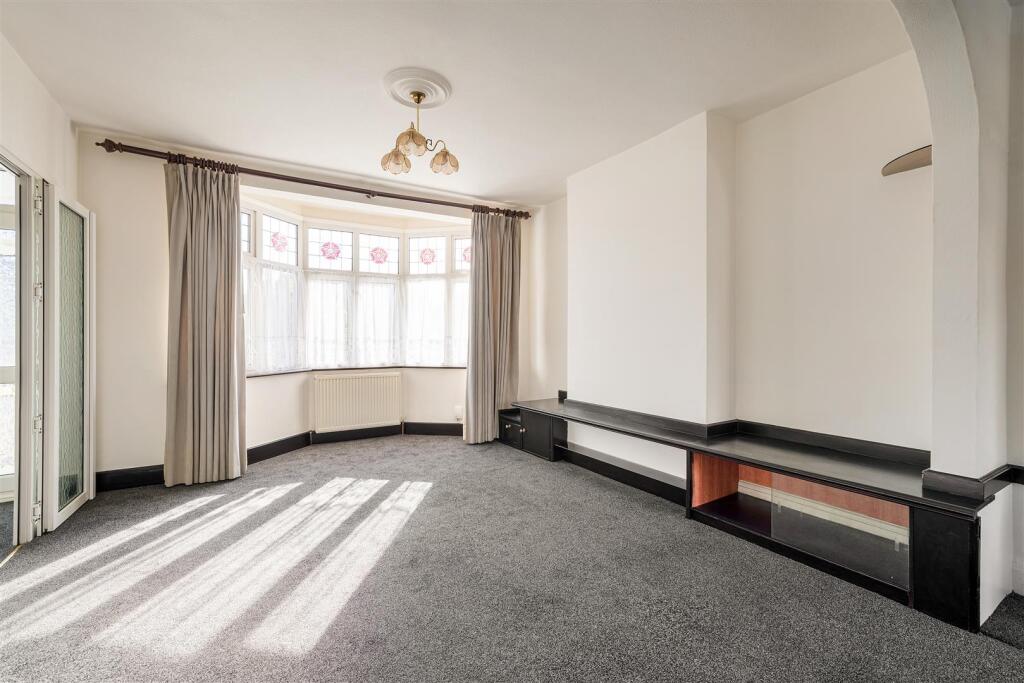 St. Barnabas Road, Woodford Green photo 3