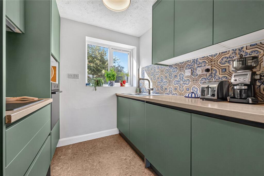 Apartment in London, Denmark Hill, Peckham - More