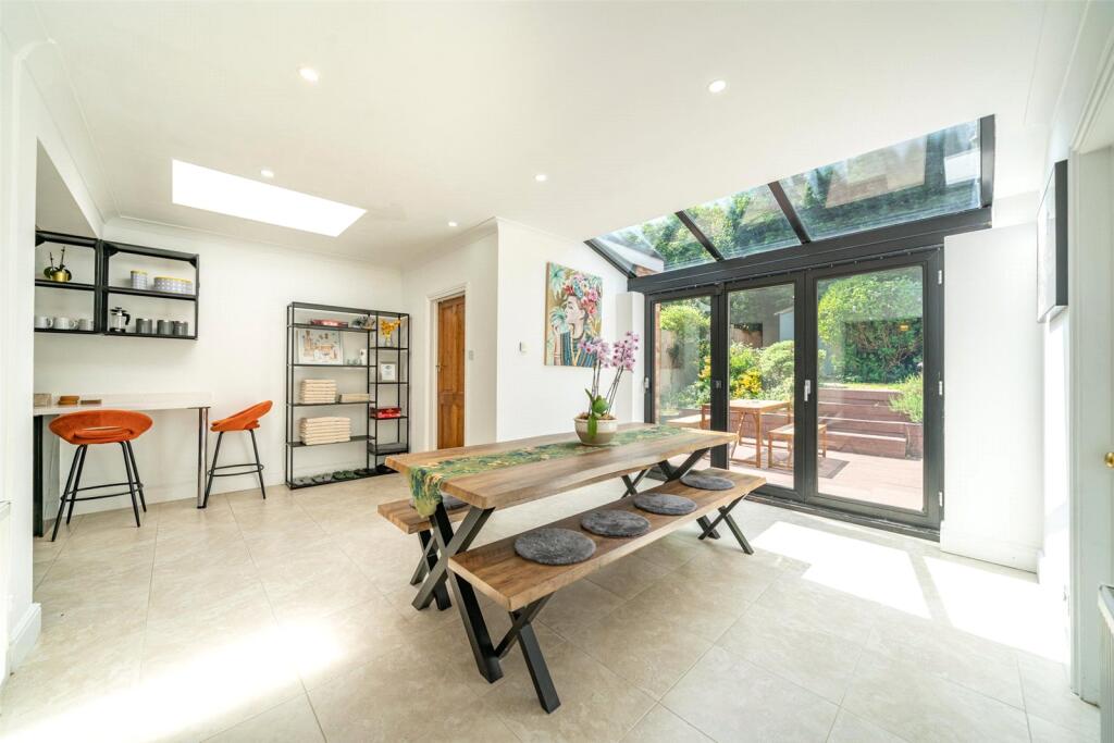 Additional image 5 of Station Road, Harpenden, AL5