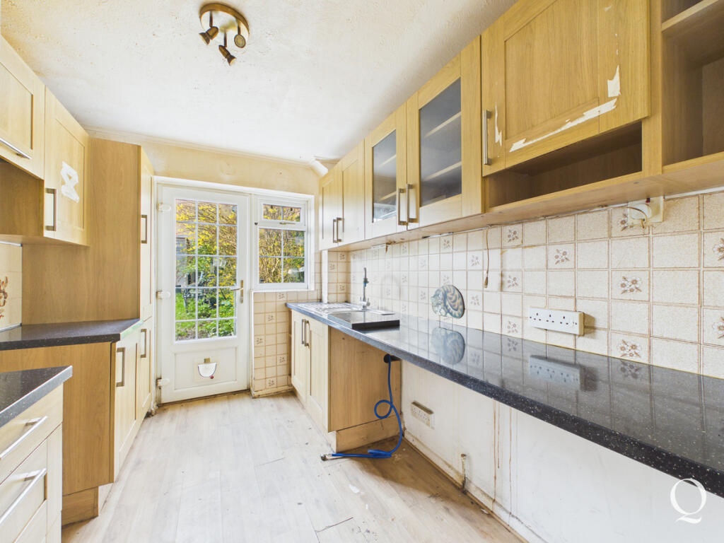 House in Ferndown, Tricketts Cross - View 2