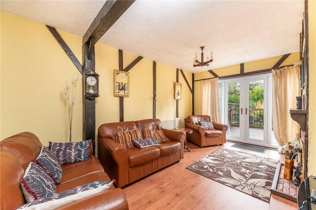 House in Wakefield - View 4