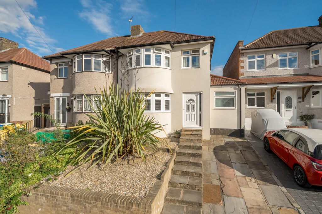 Main image of property: Totnes Road, Welling