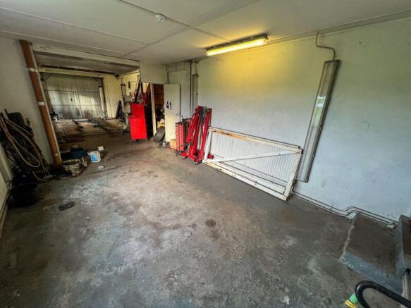 Vondy's Garage