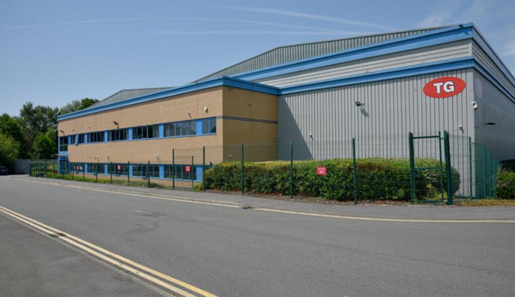 Unit 14 Calver Road-4.jpg